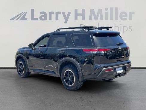 Certified 2025 Nissan Pathfinder Rock Creek AWD/4WD image 3