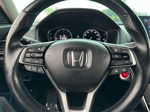 Used 2021 Honda Accord Touring image 21