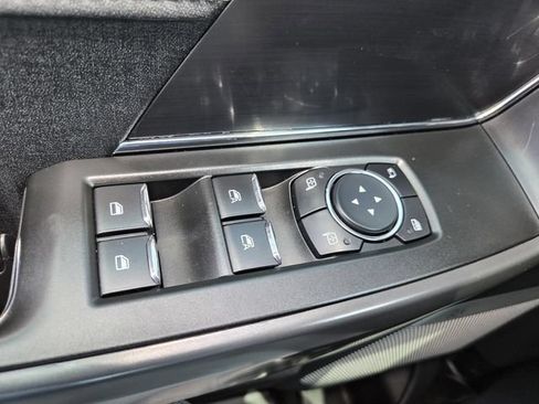 Used 2024 Ford F150 Lariat AWD/4WD image 26