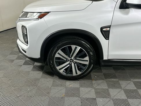 Used 2024 Mitsubishi Outlander Sport LE image 11