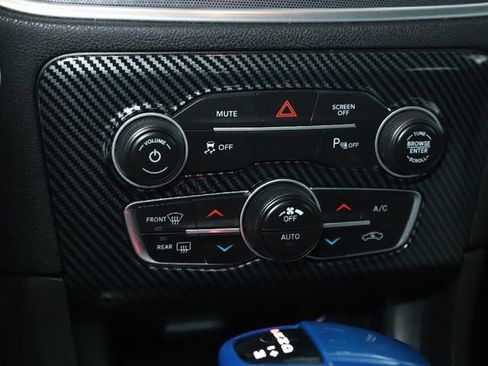 Used 2018 Dodge Charger SXT Plus image 37