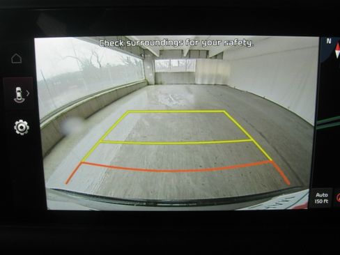 Certified 2024 Kia Seltos EX image 18