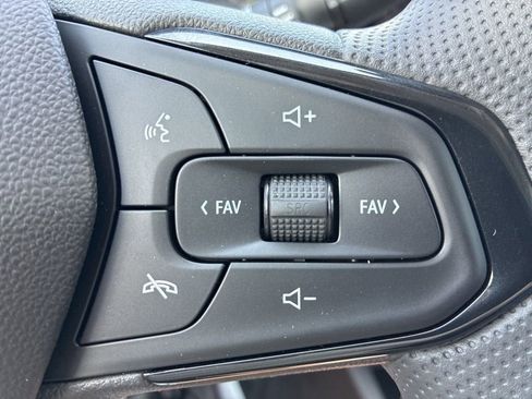 New 2026 Chevrolet Trax LS FWD image 18