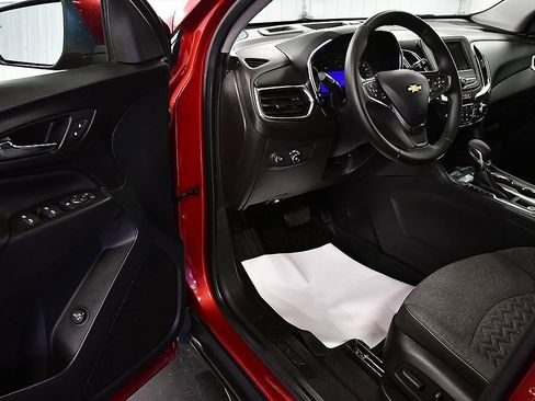 Used 2023 Chevrolet Equinox LT image 15