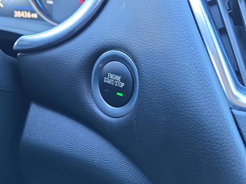 Used 2024 Chevrolet Malibu LT image 25