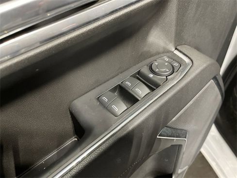 Used 2023 Chevrolet Silverado 1500 LT image 19