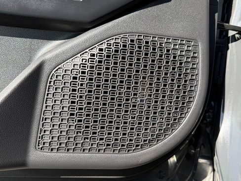 Used 2025 Toyota 4Runner SR5 image 19