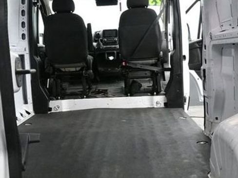 Used 2023 RAM ProMaster 2500 FWD image 12