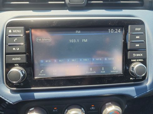 New 2025 Nissan Versa SV w/ Trunk Package image 15