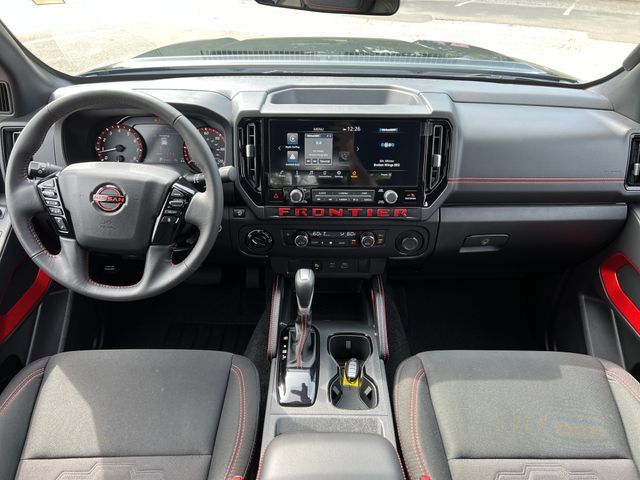 Used 2025 Nissan Frontier PRO-4X AWD/4WD image 35