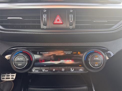 Used 2022 Kia Forte GT-Line image 20