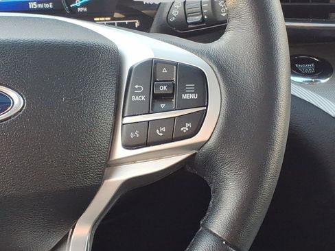 Used 2023 Ford Explorer XLT w/ Equipment Group 202A image 10