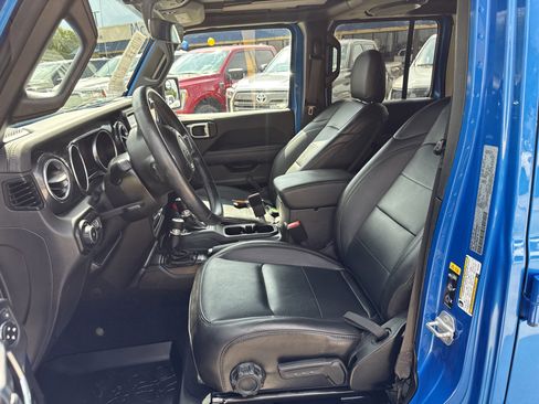 Used 2021 Jeep Wrangler Unlimited Sahara image 17