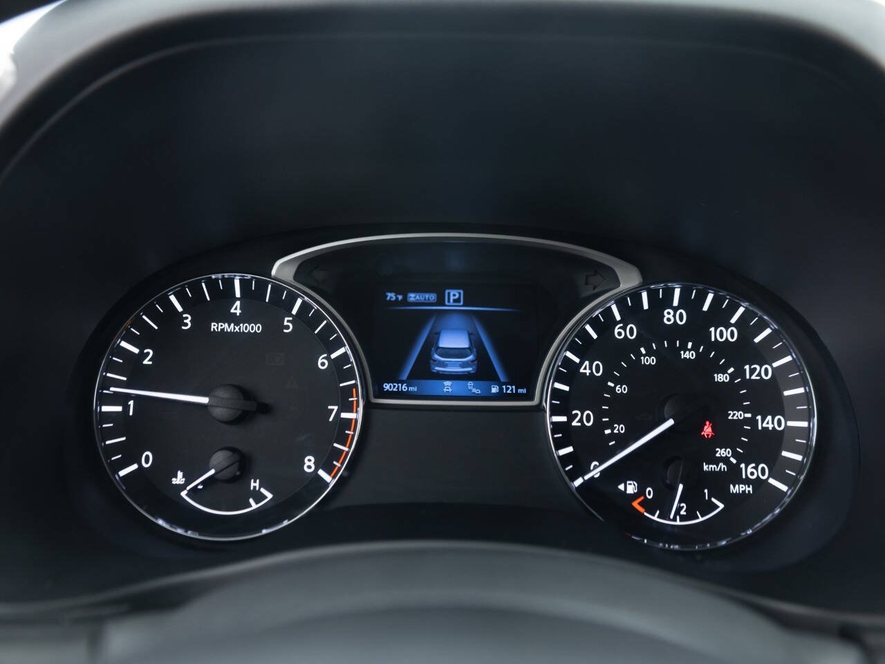 Used 2019 Nissan Pathfinder SL AWD/4WD image 33