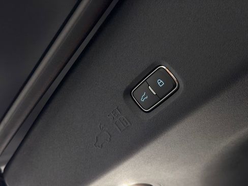 New 2026 Ford Expedition Platinum w/ Platinum Ultimate Package image 8