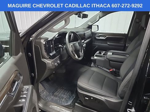 Used 2023 Chevrolet Silverado 1500 RST w/ Z71 Off-Road Package AWD/4WD image 28
