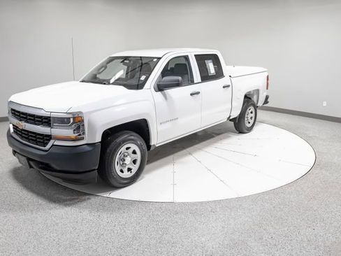 Used 2018 Chevrolet Silverado 1500 W/T w/ Trailering Package image 30