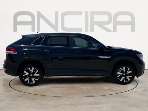 Used 2021 Volkswagen Atlas Cross Sport SE FWD image 9