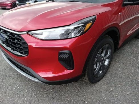 New 2026 Ford Escape ST-Line w/ Tech Pack #1 FWD image 9