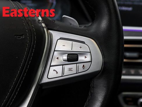 Used 2022 BMW X7 xDrive40i w/ Premium Package image 16