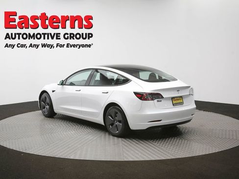 Used 2022 Tesla Model 3 Standard Range image 59
