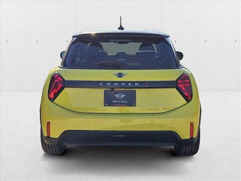 Used 2025 MINI Cooper S image 8