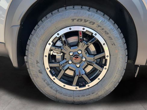 New 2026 Nissan Pathfinder Rock Creek w/ Rock Creek Premium Package AWD/4WD image 35