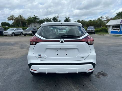 Used 2021 Nissan Kicks SV FWD image 5