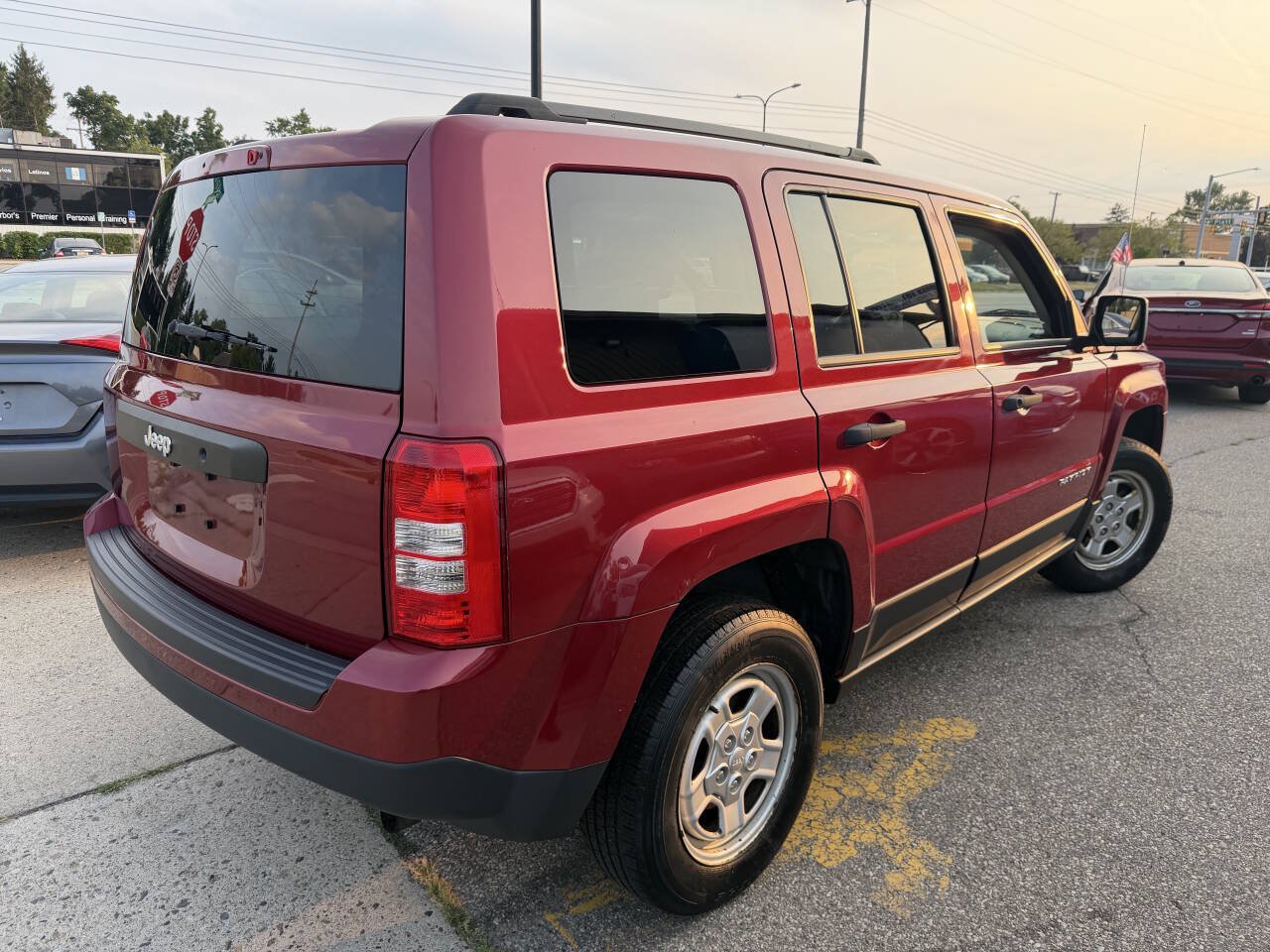 Used 2014 Jeep Patriot Sport FWD image 6
