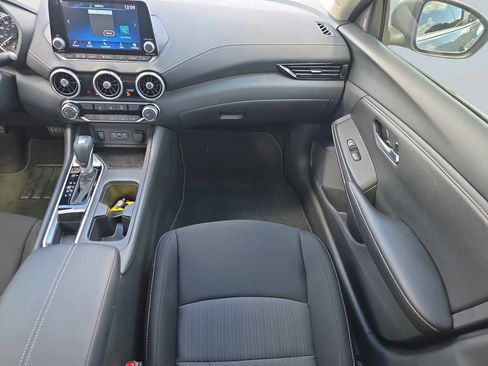 Used 2025 Nissan Sentra SV FWD image 22