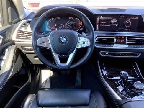 Used 2021 BMW X7 xDrive40i w/ Premium Package image 6