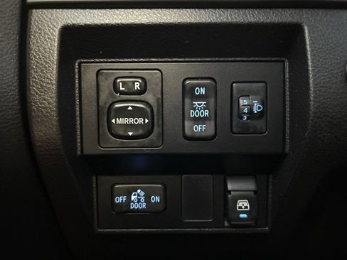 Used 2015 Toyota Tundra TRD Pro image 76