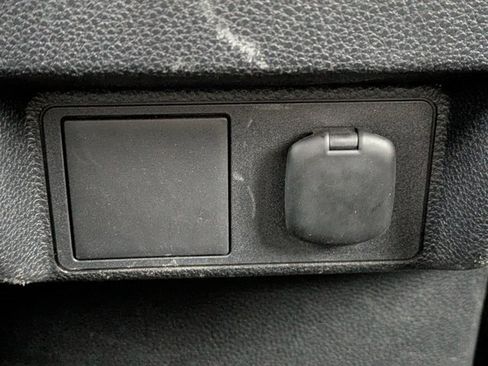 Used 2024 Toyota Tacoma SR5 image 14