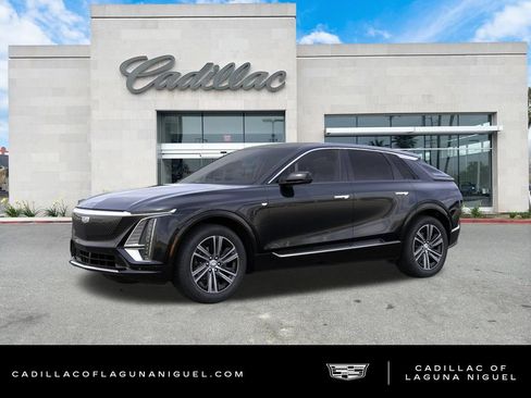 New 2026 Cadillac Lyriq Luxury AWD/4WD image 2