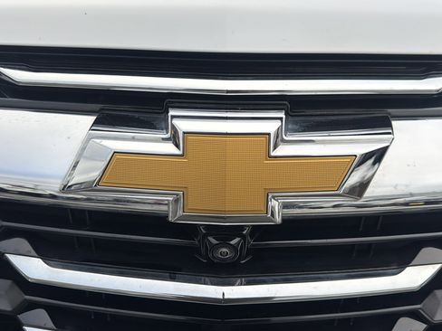 Used 2025 Chevrolet Equinox LT w/ Convenience Package II image 44