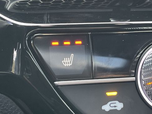 Certified 2025 Honda Civic Sport Touring image 25