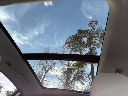 Used 2019 Volvo XC90 T8 Momentum w/ Advanced Package image 28