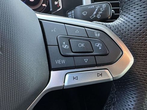 Used 2023 Volkswagen Atlas Cross Sport SEL R-Line image 33