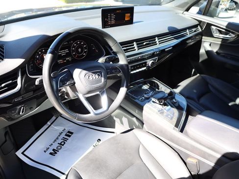 Used 2018 Audi Q7 3.0T Premium Plus w/ Premium Plus Package AWD/4WD image 12