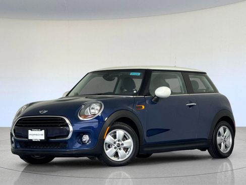Used 2017 MINI Cooper 2-Door Hardtop image 1