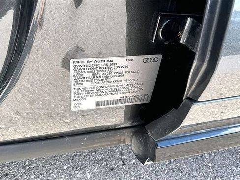Used 2023 Audi Q5 2.0T Premium Plus w/ Premium Plus Package AWD/4WD image 35