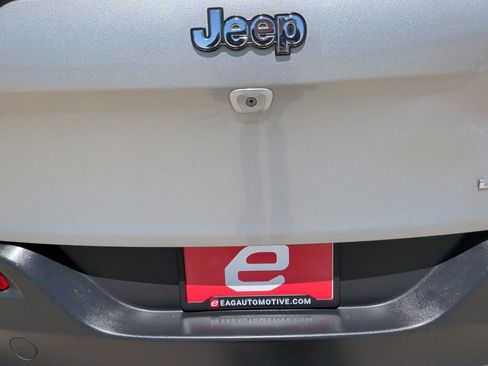 Used 2015 Jeep Cherokee Limited FWD image 41