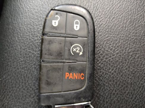 Used 2021 Jeep Compass Latitude AWD/4WD image 32