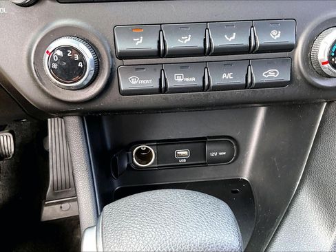 Used 2022 Kia Sportage LX FWD image 16