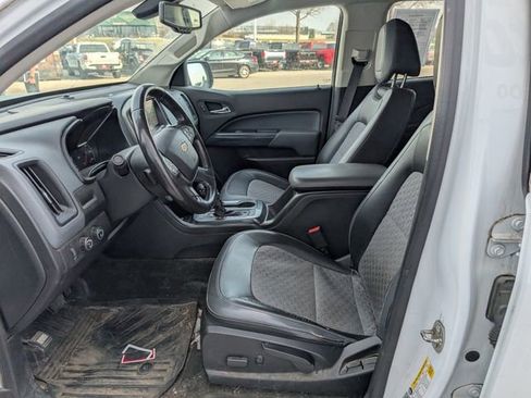 Used 2016 Chevrolet Colorado Z71 image 2