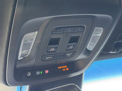 Used 2020 Cadillac CT4 V w/ Climate Package image 28