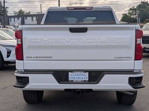 New 2026 Chevrolet Silverado 1500 Custom RWD image 9