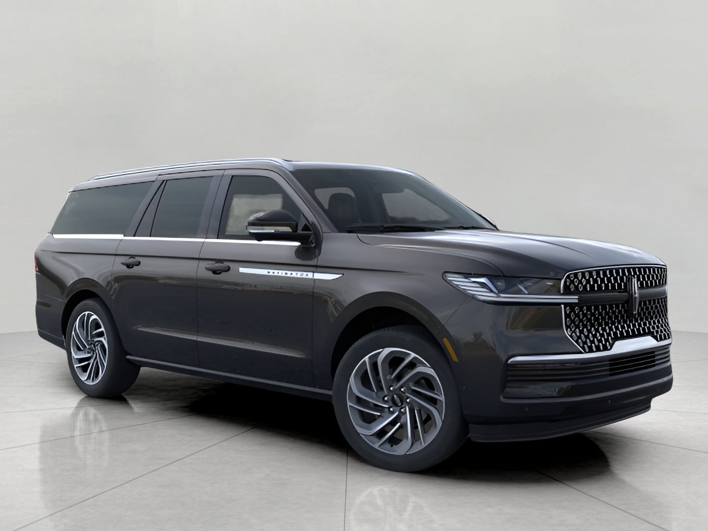 Used 2026 Lincoln Navigator L Reserve AWD/4WD image 8
