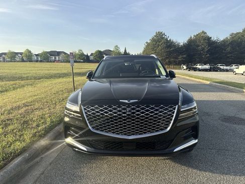 Used 2023 Genesis GV80 3.5T w/ Prestige Package image 3