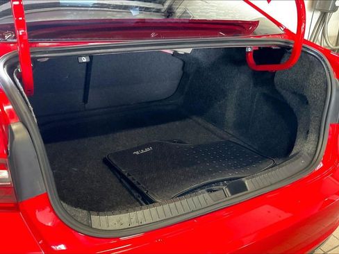 Used 2020 Volkswagen Jetta R-Line image 18